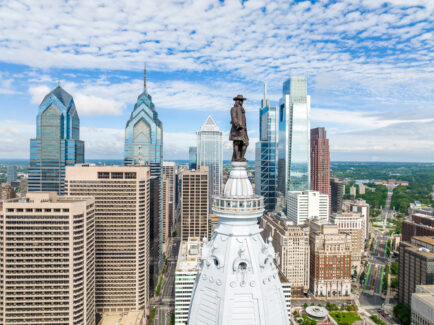 William Penn against the Philadelphia skyline